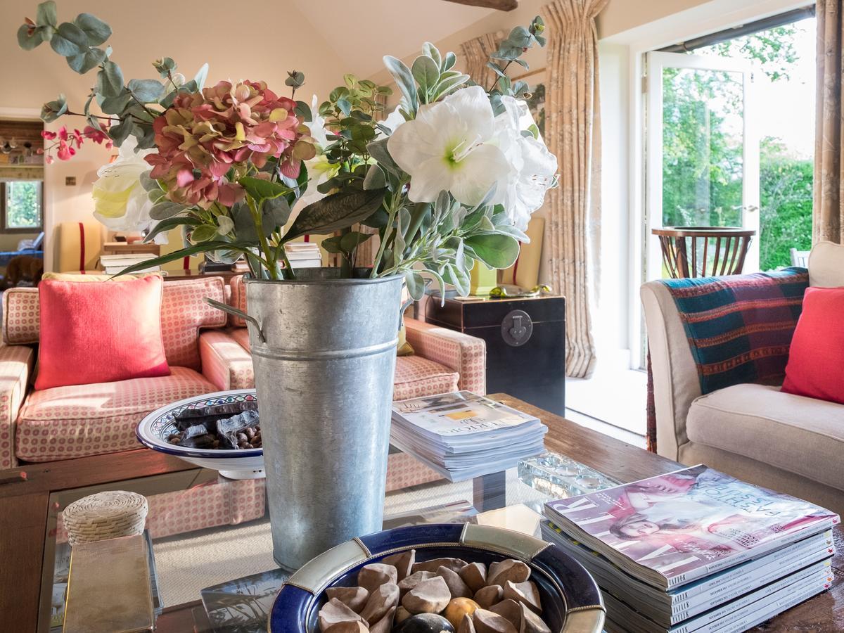 The Old Post Office - Adlestrop Bed & Breakfast Dış mekan fotoğraf